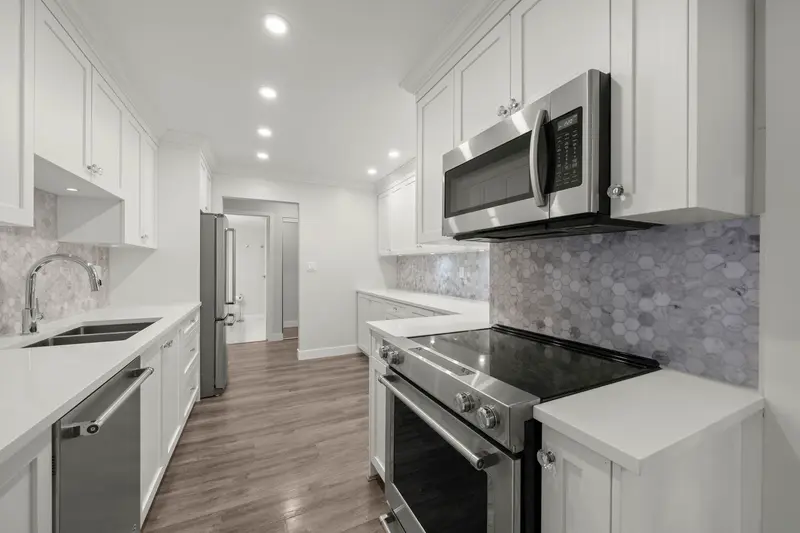 211 4111 FRANCIS ROAD - photo 1 of 25