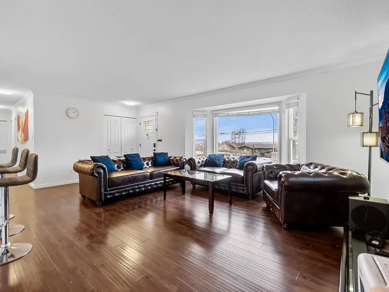 10746 RIVER ROAD - photo 2 of 25