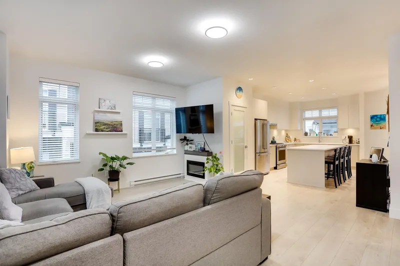 118 2070 OAK MEADOWS DRIVE - photo 4 of 25