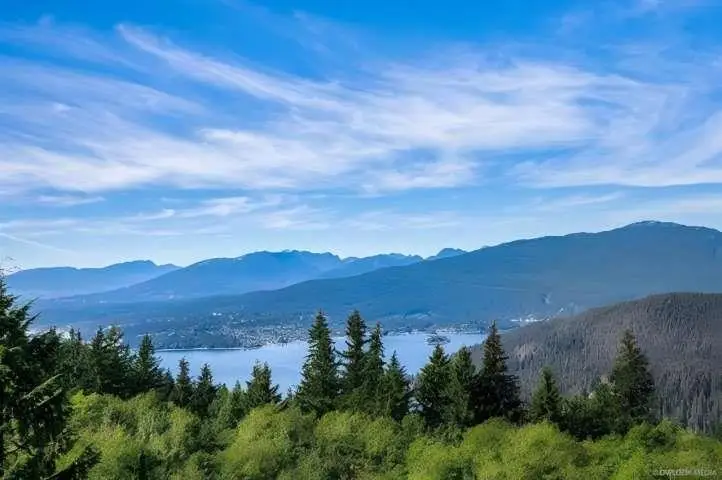 610 8850 UNIVERSITY CRESCENT - photo 1 of 25