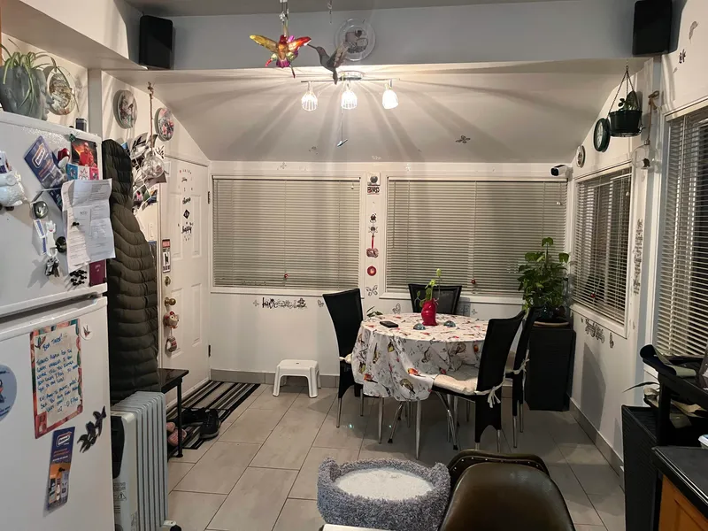 4042 NOOTKA STREET - photo 4 of 17