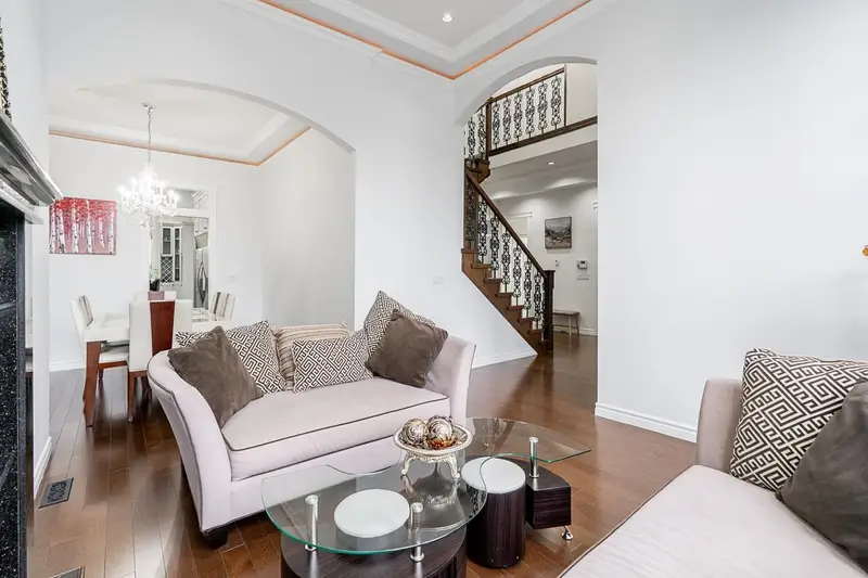 14867 76A AVENUE - photo 3 of 25