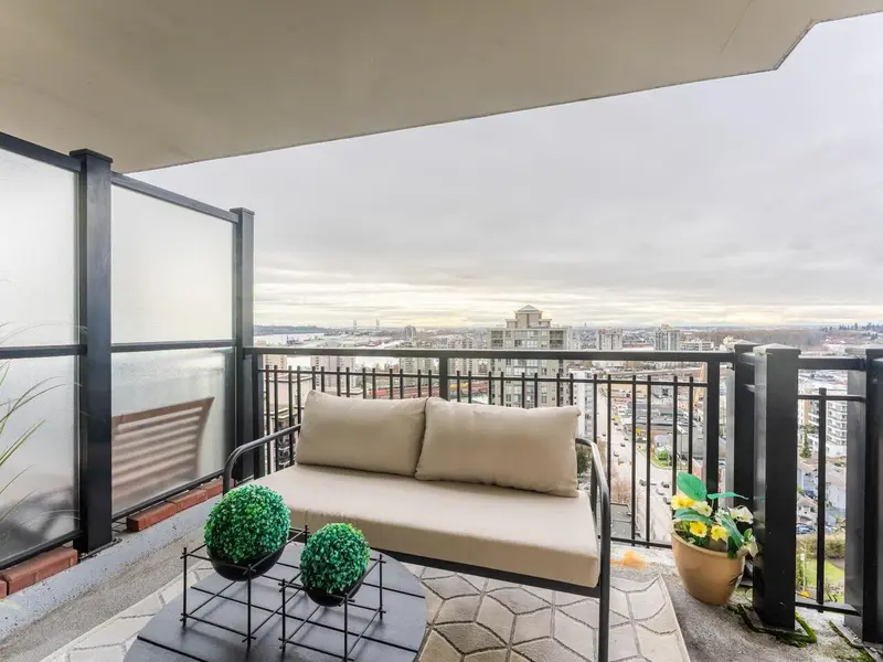 1402 814 ROYAL AVENUE - photo 3 of 20