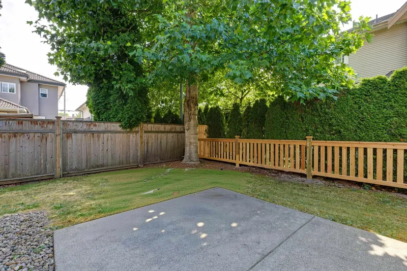 11 7788 ASH STREET - photo 2 of 24