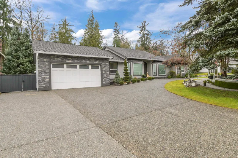 8099 148A STREET - photo 3 of 25