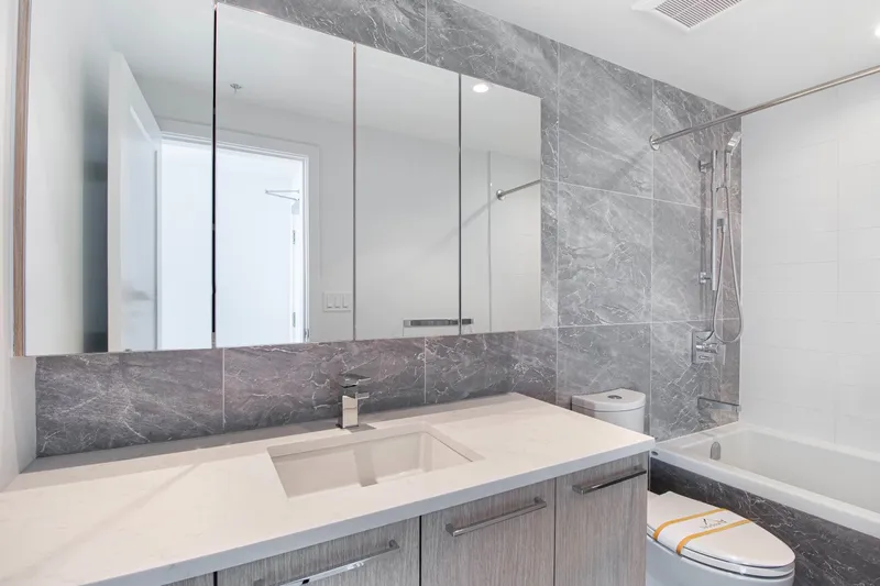 1502 3331 NO. 3 ROAD - photo 3 of 6