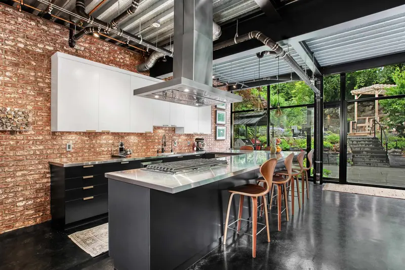 1777 DEEP COVE ROAD - photo 2 of 25