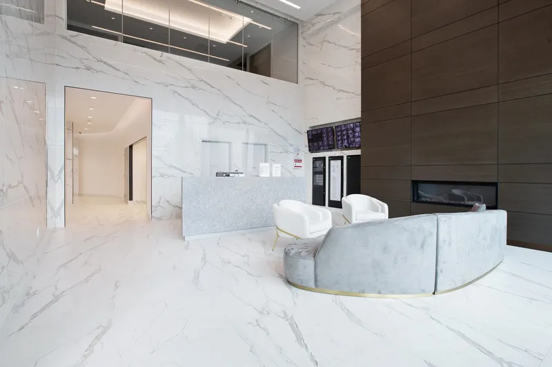 506 1500 MARTIN STREET - photo 3 of 25