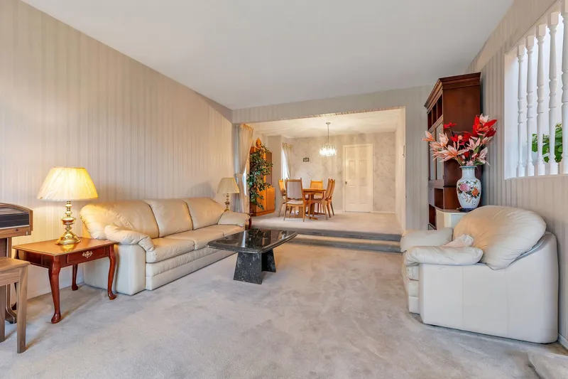 1921 155 STREET - photo 3 of 25