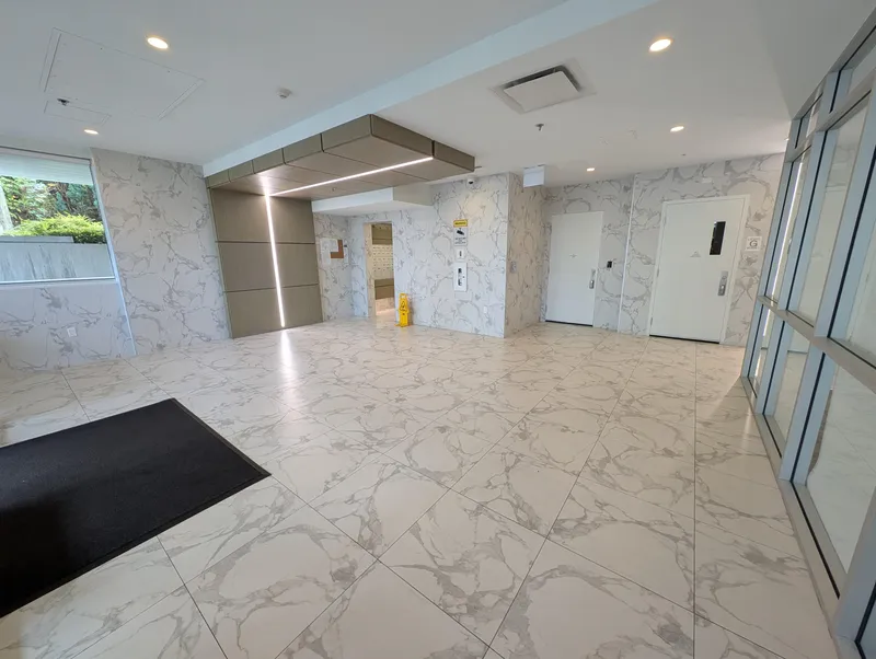 109 528 W KING EDWARD AVENUE - photo 3 of 20