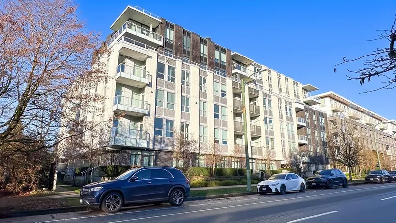 302 6733 CAMBIE STREET - photo 2 of 24