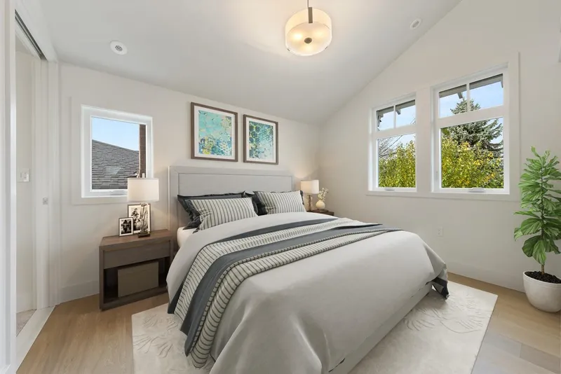 1136 E 26TH AVENUE - photo 3 of 22