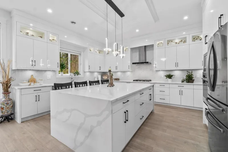 2731 201 STREET - photo 2 of 25