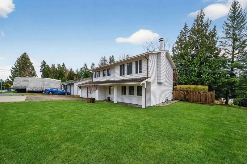 32534 14 AVENUE - photo 2 of 25