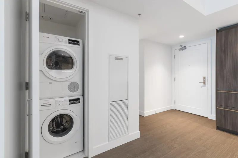 854 6328 NO. 3 ROAD - photo 4 of 11