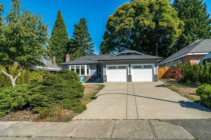 12549 21A AVENUE - photo 2 of 25