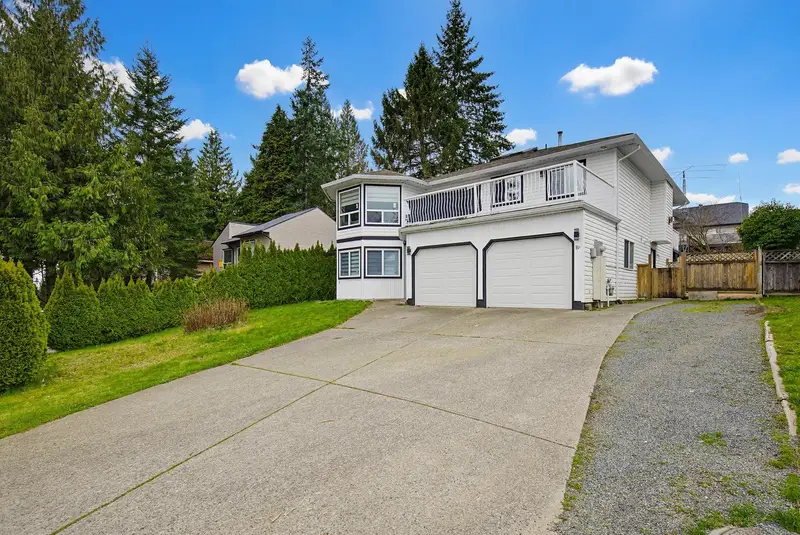 8103 CARIBOU STREET - photo 2 of 25