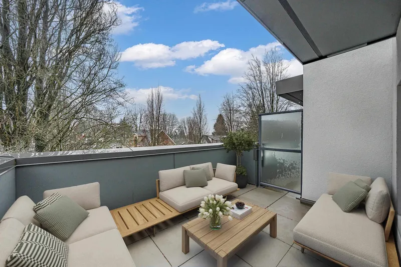 2071 E 1ST AVENUE - photo 2 of 25