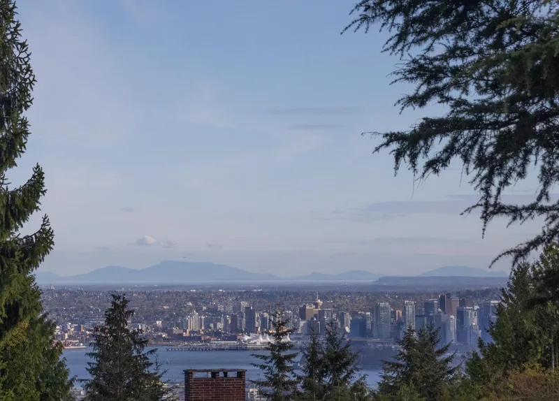 905 GREENWOOD ROAD - photo 1 of 25