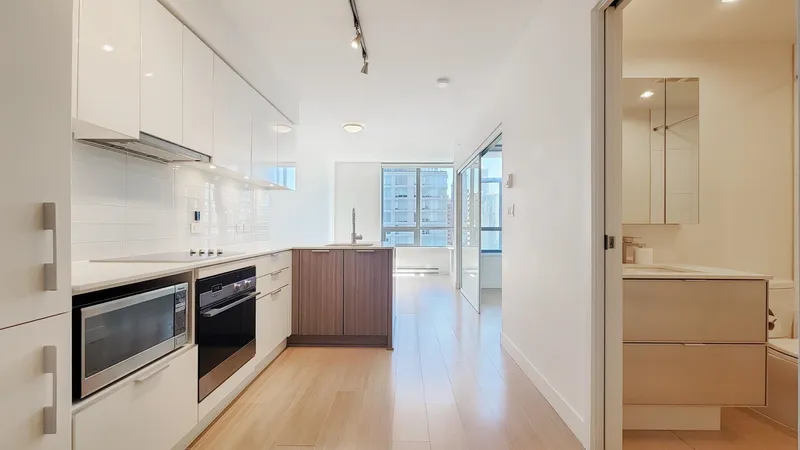 1205 1308 HORNBY STREET - photo 2 of 10