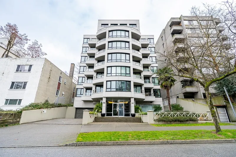 303 1345 BURNABY STREET - photo 1 of 25