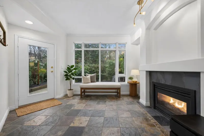 211 3600 WINDCREST DRIVE - photo 4 of 25