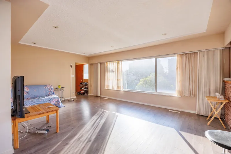 535 W 62ND AVENUE - photo 2 of 25