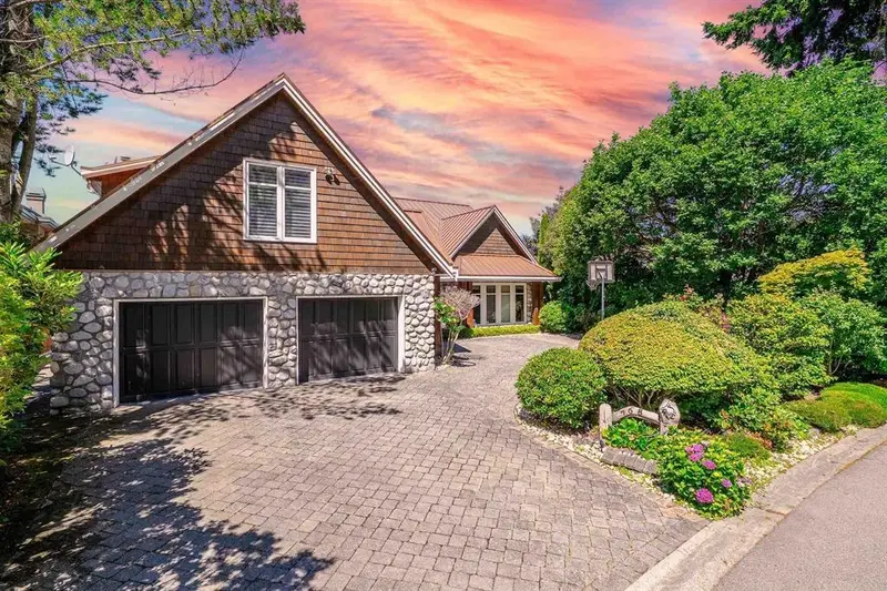 768 TSAWWASSEN BEACH ROAD - photo 2 of 25