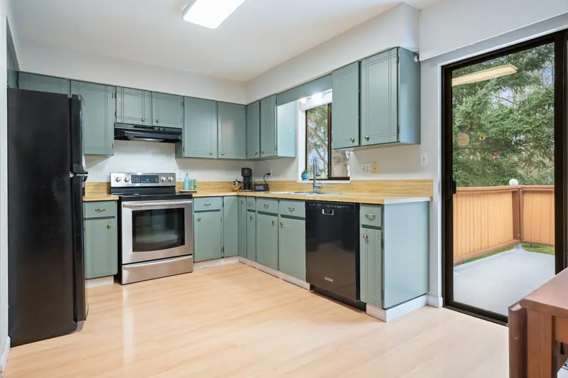 1505 134A STREET - photo 2 of 25