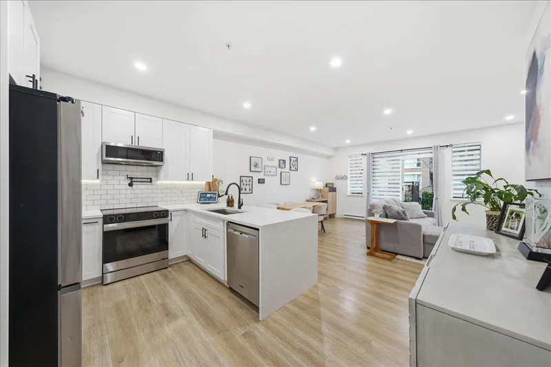 111 2346 MCALLISTER AVENUE - photo 1 of 23