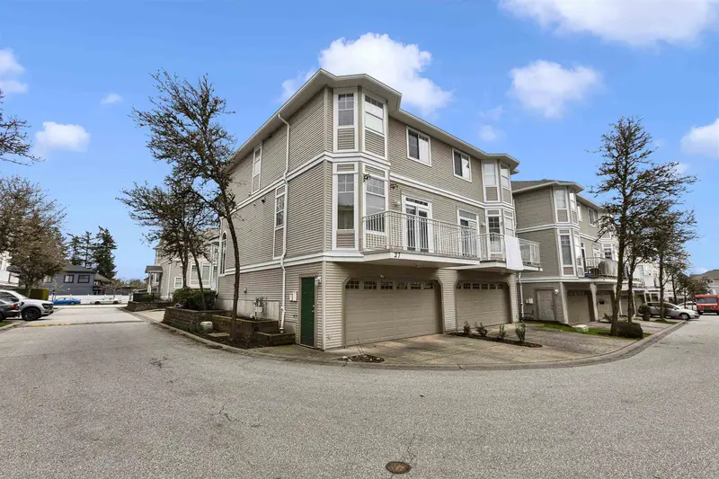 27 6518 121 STREET - photo 2 of 25