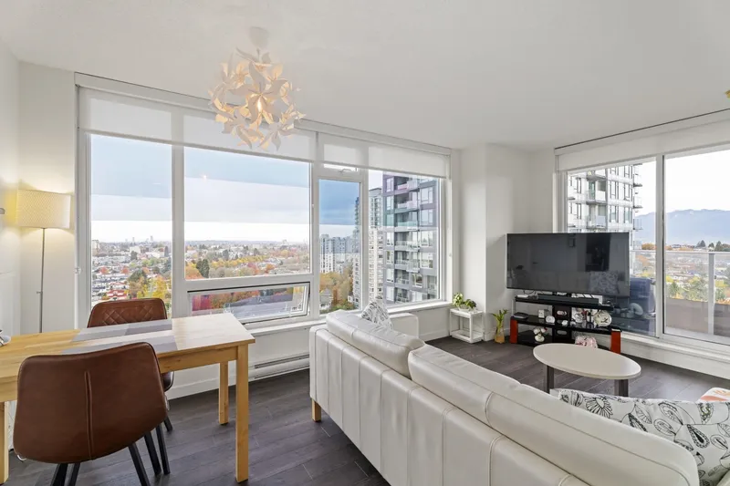 1602 5515 BOUNDARY ROAD - photo 1 of 25