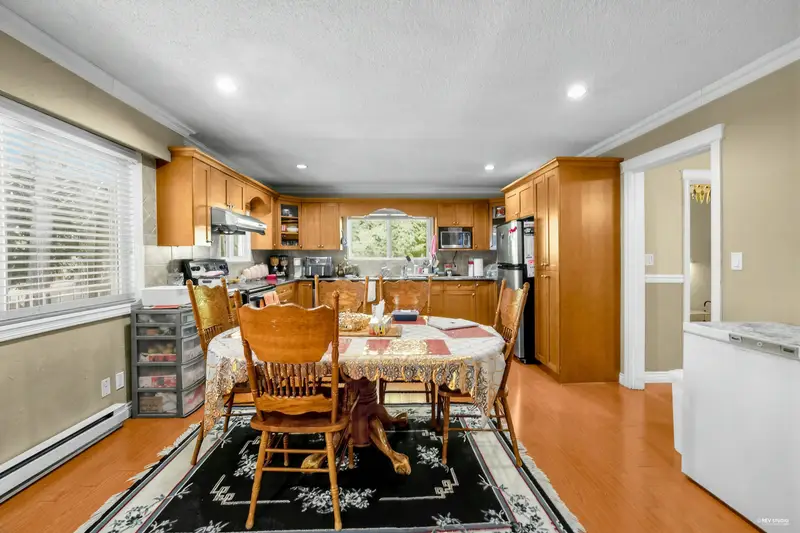 14136 59A AVENUE - photo 1 of 25