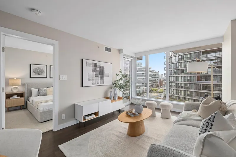 806 1618 QUEBEC STREET - photo 1 of 25