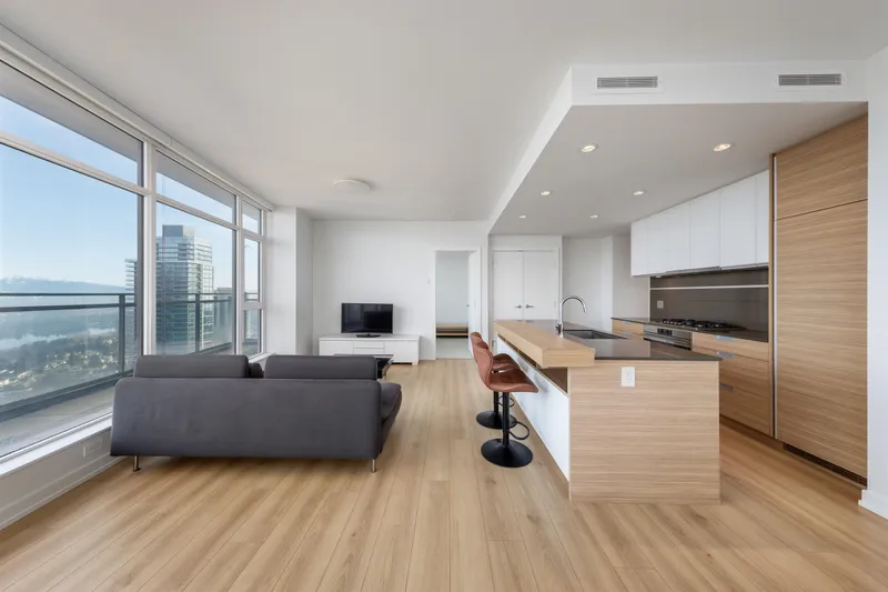 3503 4688 KINGSWAY - photo 3 of 23