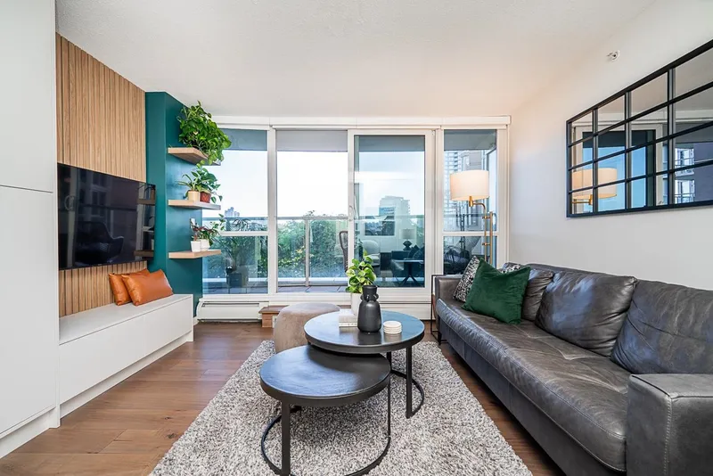 603 1318 HOMER STREET - photo 3 of 25