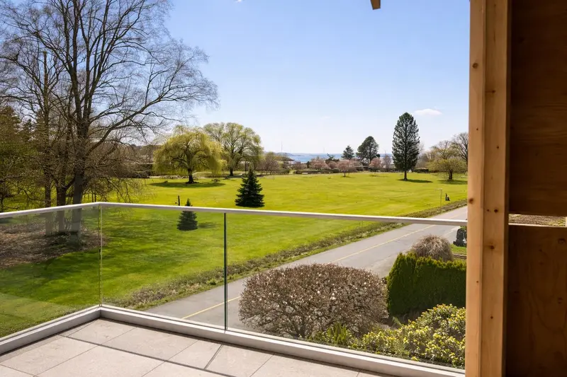 101 17059 0 AVENUE - photo 2 of 3