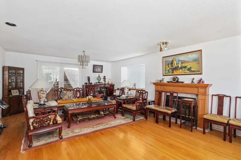 3662 W 49TH AVENUE - photo 4 of 16