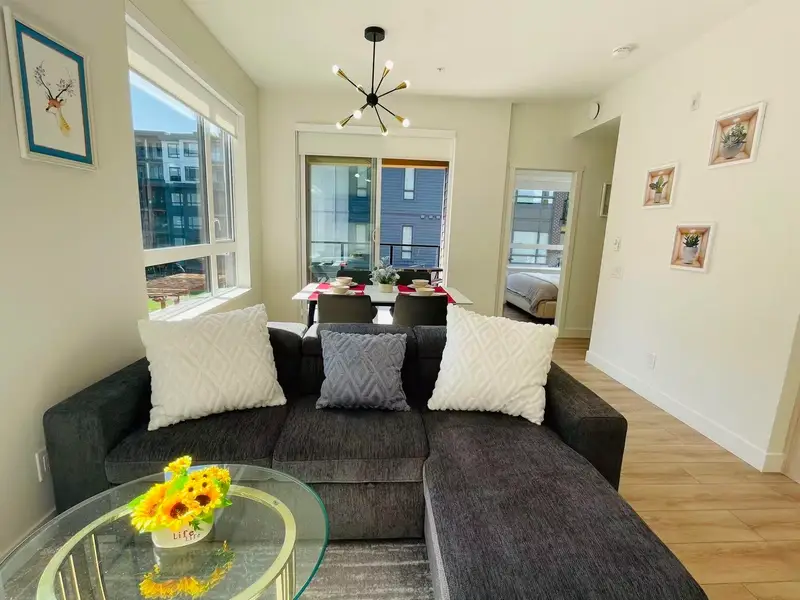 305 741 ANSKAR COURT - photo 2 of 24