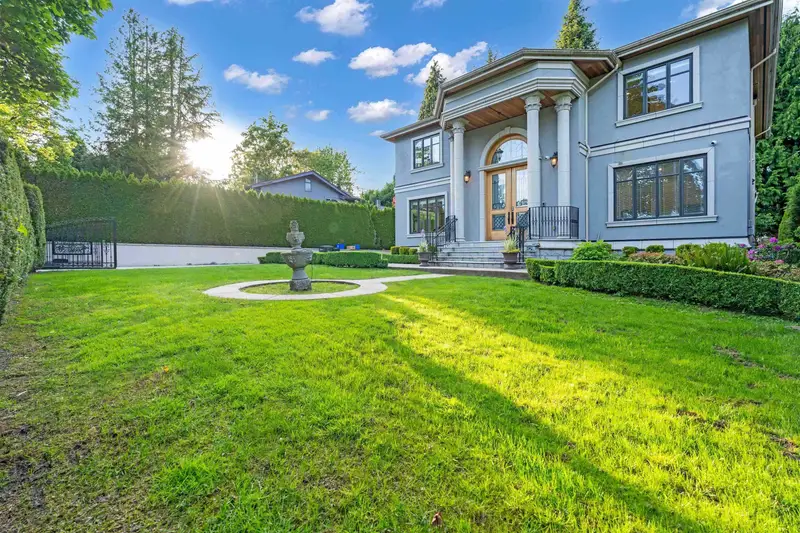 8233 GOVERNMENT ROAD - photo 1 of 25