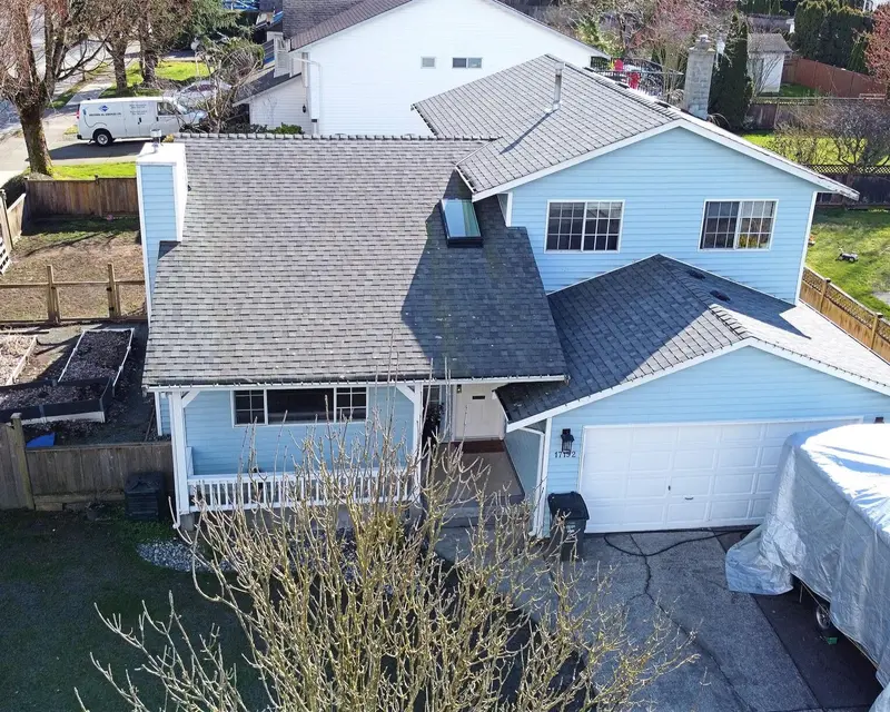 17192 63 AVENUE - photo 3 of 25