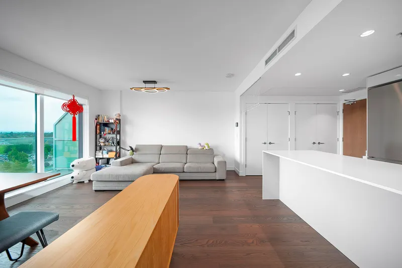 1207 5788 GILBERT ROAD - photo 4 of 25