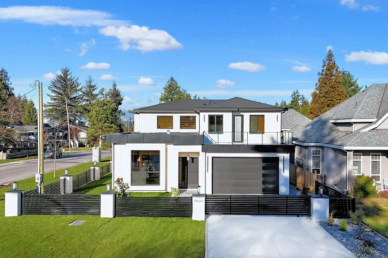 9524 118 STREET STREET - photo 2 of 25