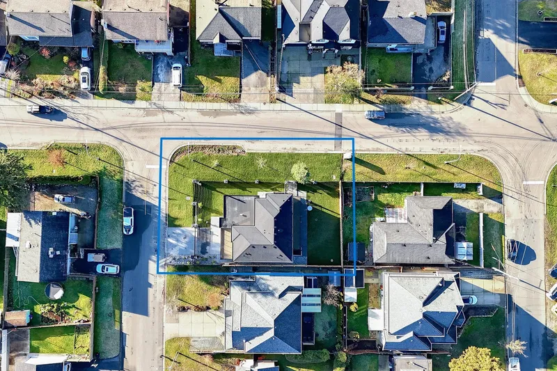 9524 118 STREET STREET - photo 3 of 25