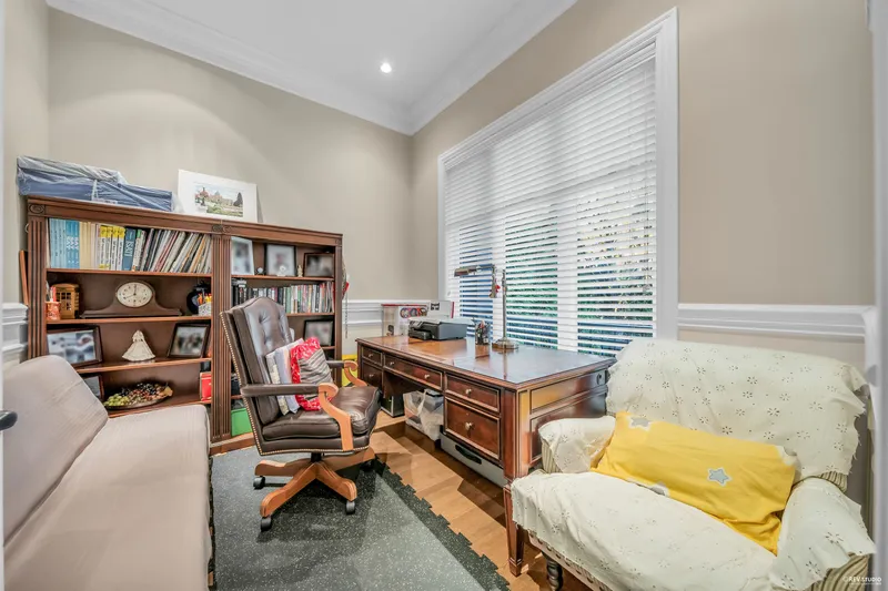 3522 W 27TH AVENUE - photo 4 of 25