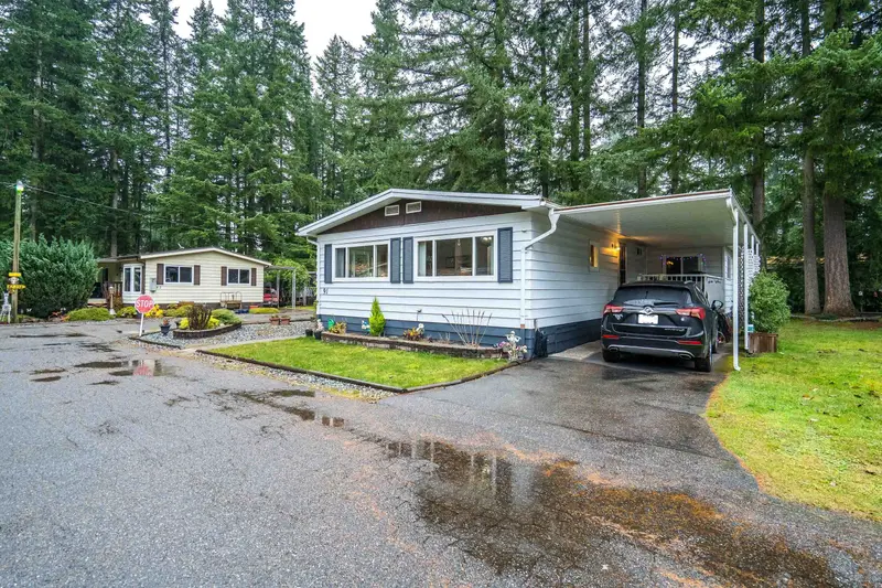 91 20071 24 AVENUE - photo 3 of 25