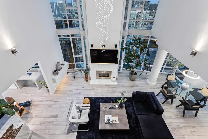 PH1 930 CAMBIE STREET - photo 4 of 25