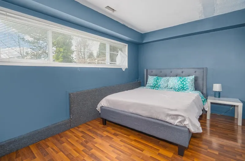 7254 WREN STREET - photo 3 of 25