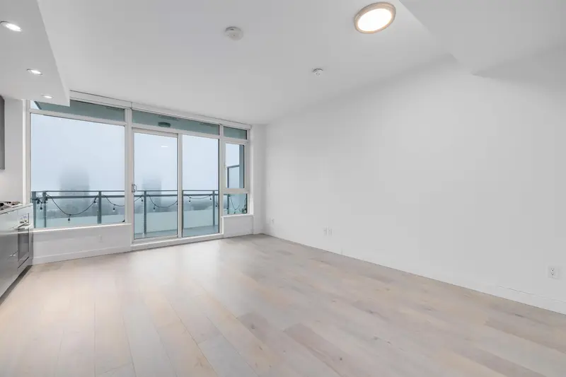 3502 4508 HAZEL STREET - photo 2 of 23