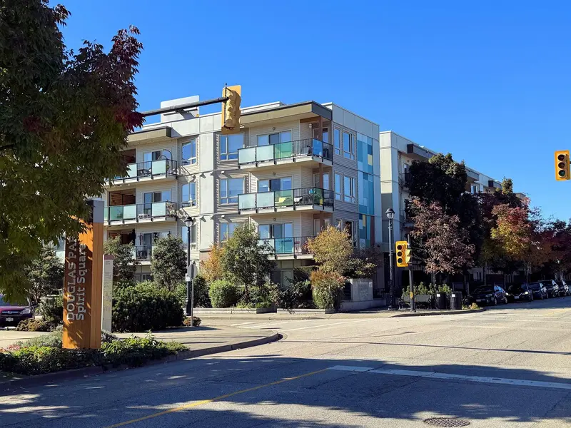 414 20460 DOUGLAS CRESCENT - photo 1 of 11